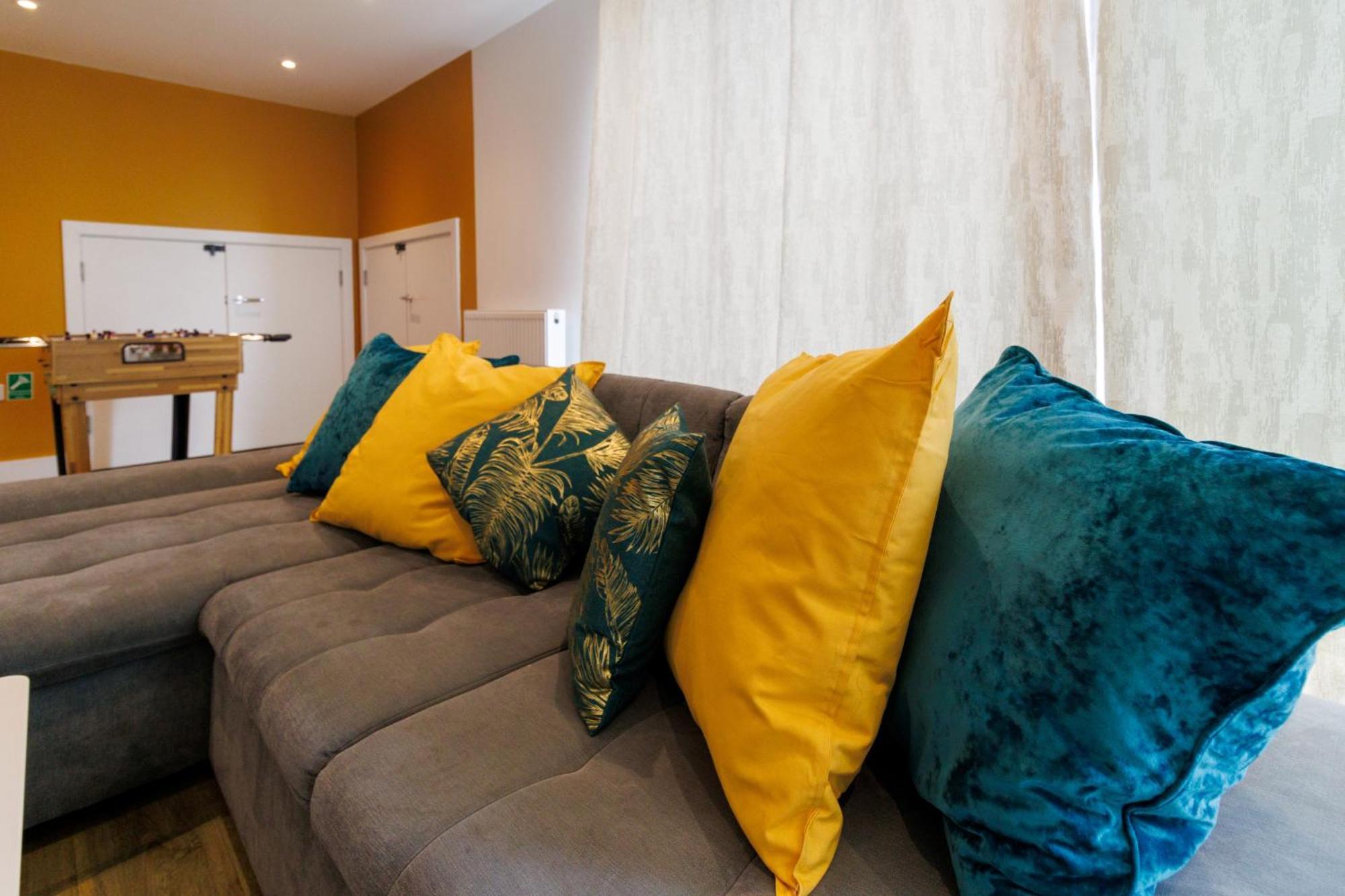 City Centre, Sleeps 7, Stunning Views & Parking, Interconnected Rooms Long Stay Work Contractor Leisure, Diamond Penthouse Кембридж Экстерьер фото