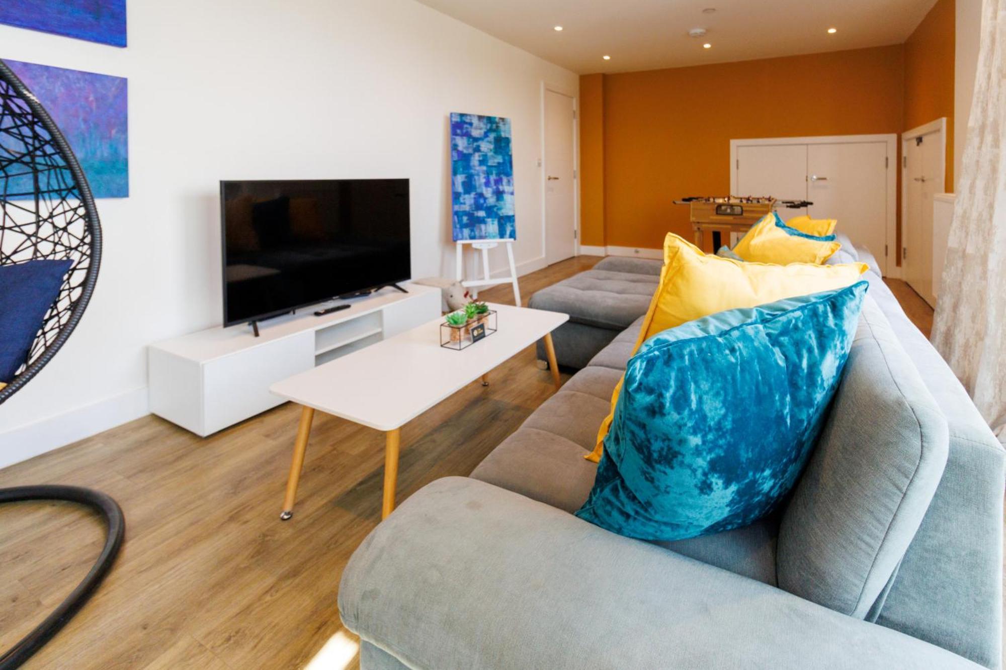 City Centre, Sleeps 7, Stunning Views & Parking, Interconnected Rooms Long Stay Work Contractor Leisure, Diamond Penthouse Кембридж Экстерьер фото