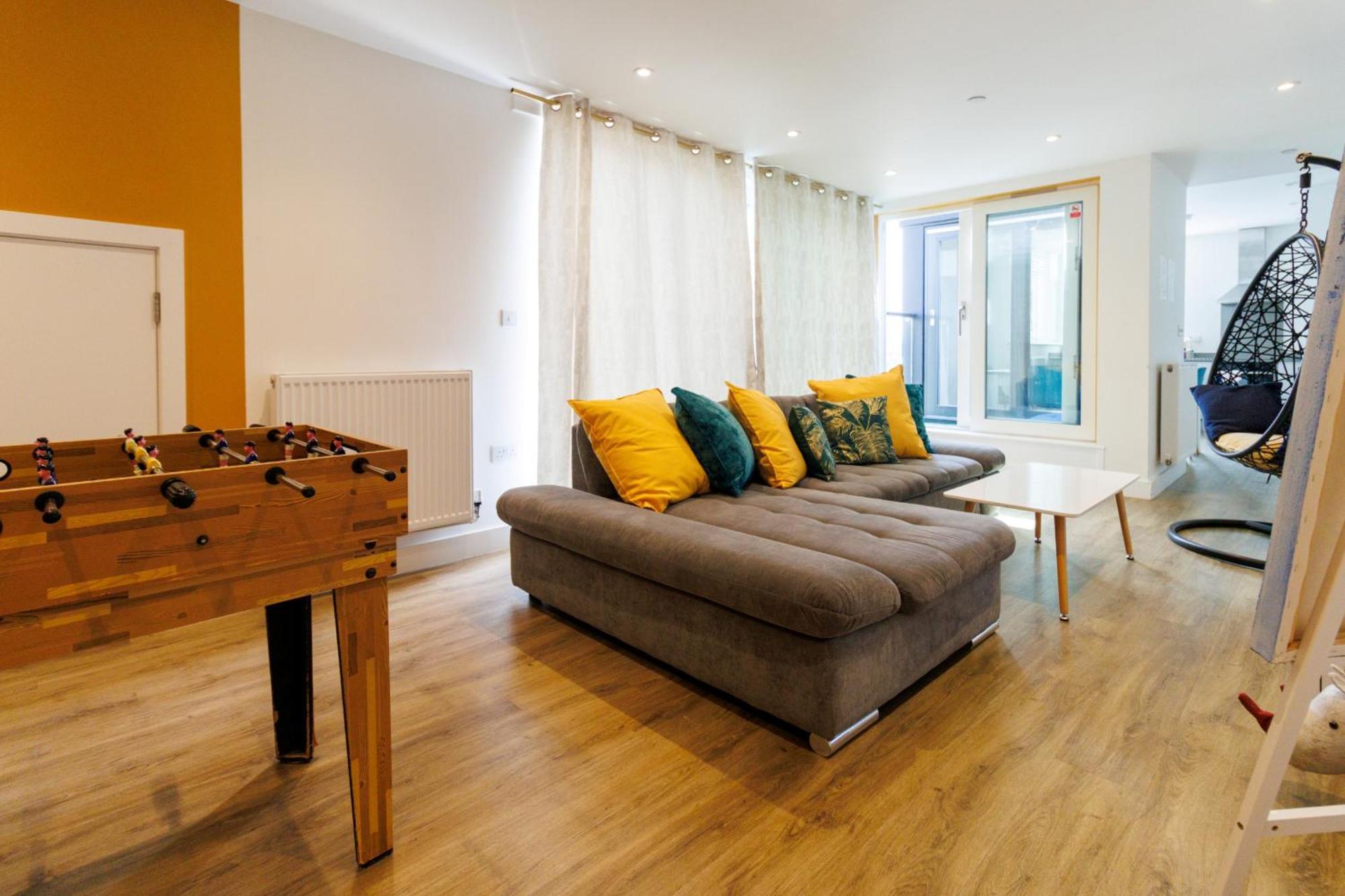 City Centre, Sleeps 7, Stunning Views & Parking, Interconnected Rooms Long Stay Work Contractor Leisure, Diamond Penthouse Кембридж Экстерьер фото