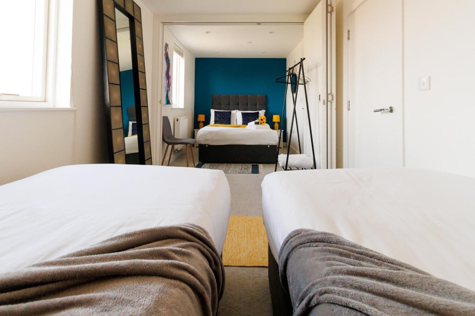 City Centre, Sleeps 7, Stunning Views & Parking, Interconnected Rooms Long Stay Work Contractor Leisure, Diamond Penthouse Кембридж Экстерьер фото