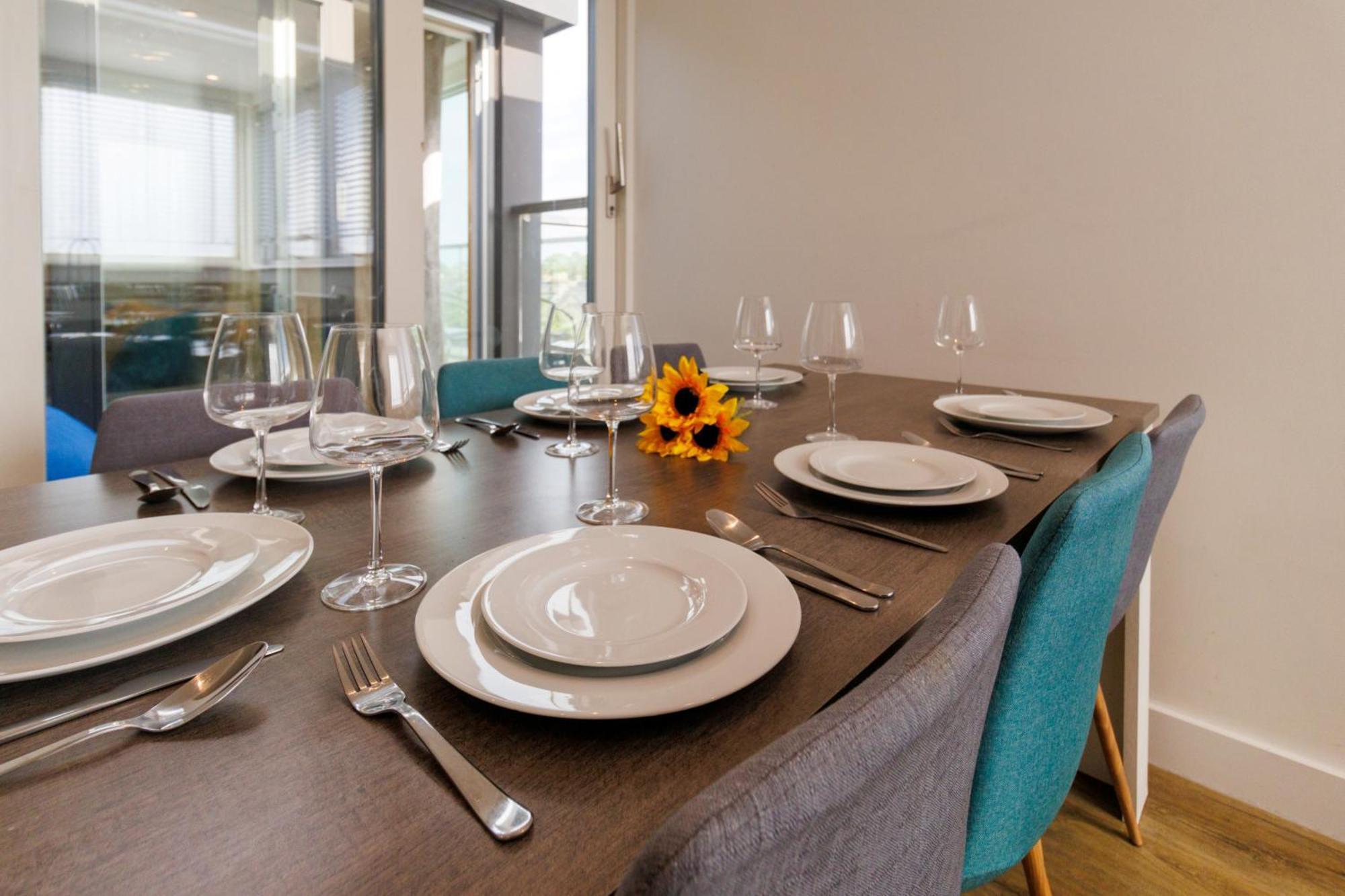City Centre, Sleeps 7, Stunning Views & Parking, Interconnected Rooms Long Stay Work Contractor Leisure, Diamond Penthouse Кембридж Экстерьер фото