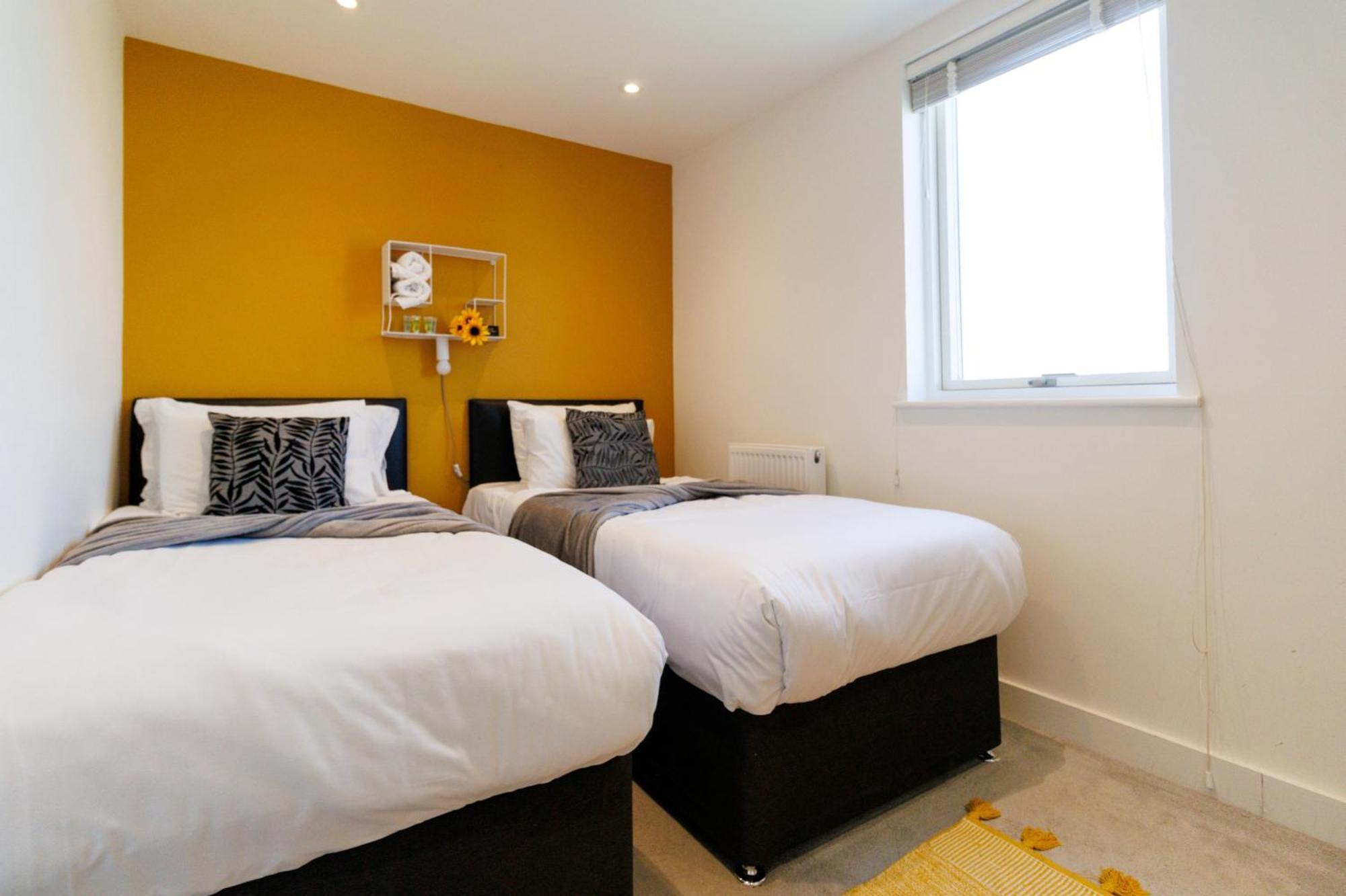 City Centre, Sleeps 7, Stunning Views & Parking, Interconnected Rooms Long Stay Work Contractor Leisure, Diamond Penthouse Кембридж Экстерьер фото