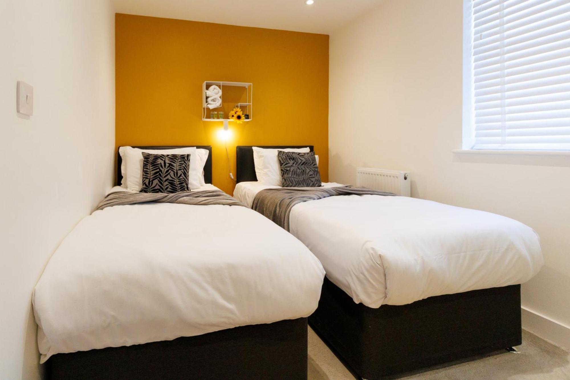 City Centre, Sleeps 7, Stunning Views & Parking, Interconnected Rooms Long Stay Work Contractor Leisure, Diamond Penthouse Кембридж Экстерьер фото