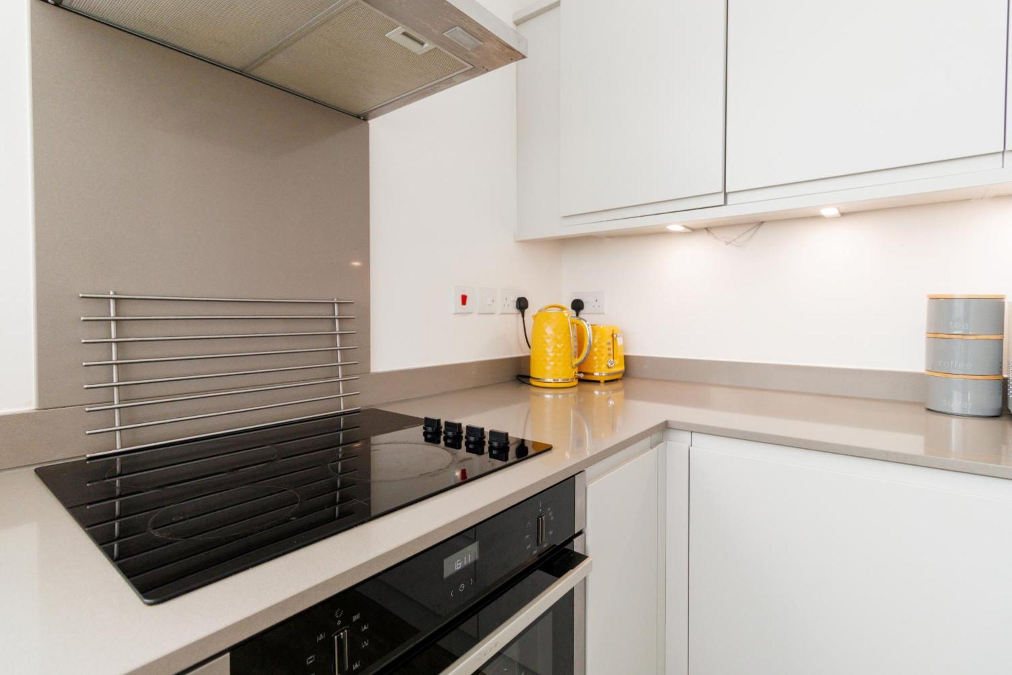 City Centre, Sleeps 7, Stunning Views & Parking, Interconnected Rooms Long Stay Work Contractor Leisure, Diamond Penthouse Кембридж Экстерьер фото
